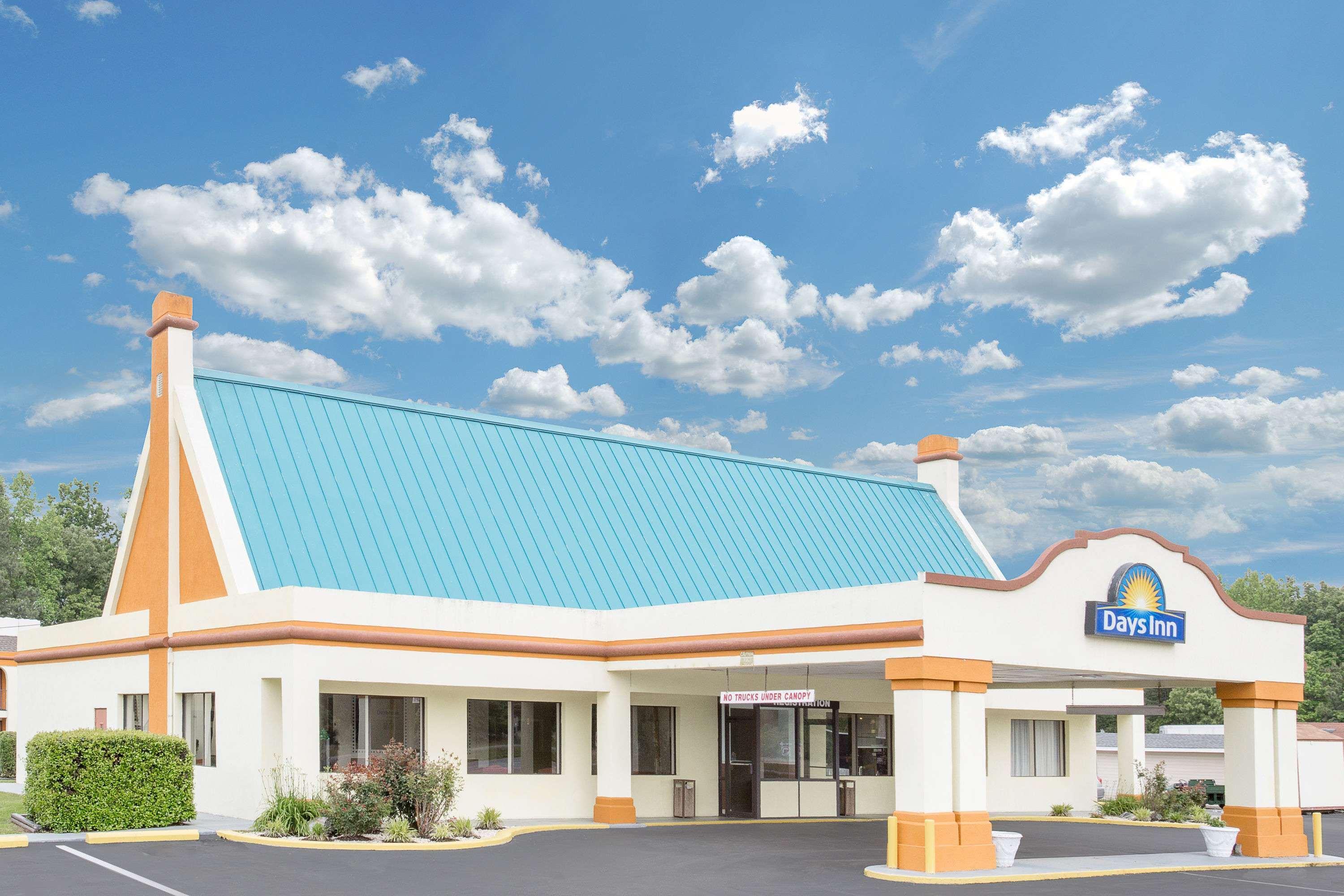 Days Inn By Wyndham Ruther Glen Kings Dominion Area Экстерьер фото