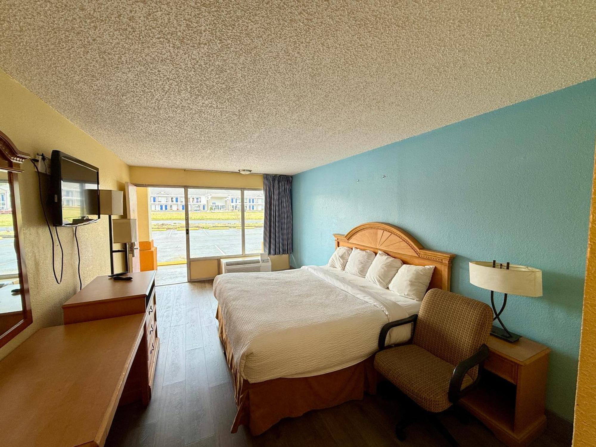 Days Inn By Wyndham Ruther Glen Kings Dominion Area Экстерьер фото