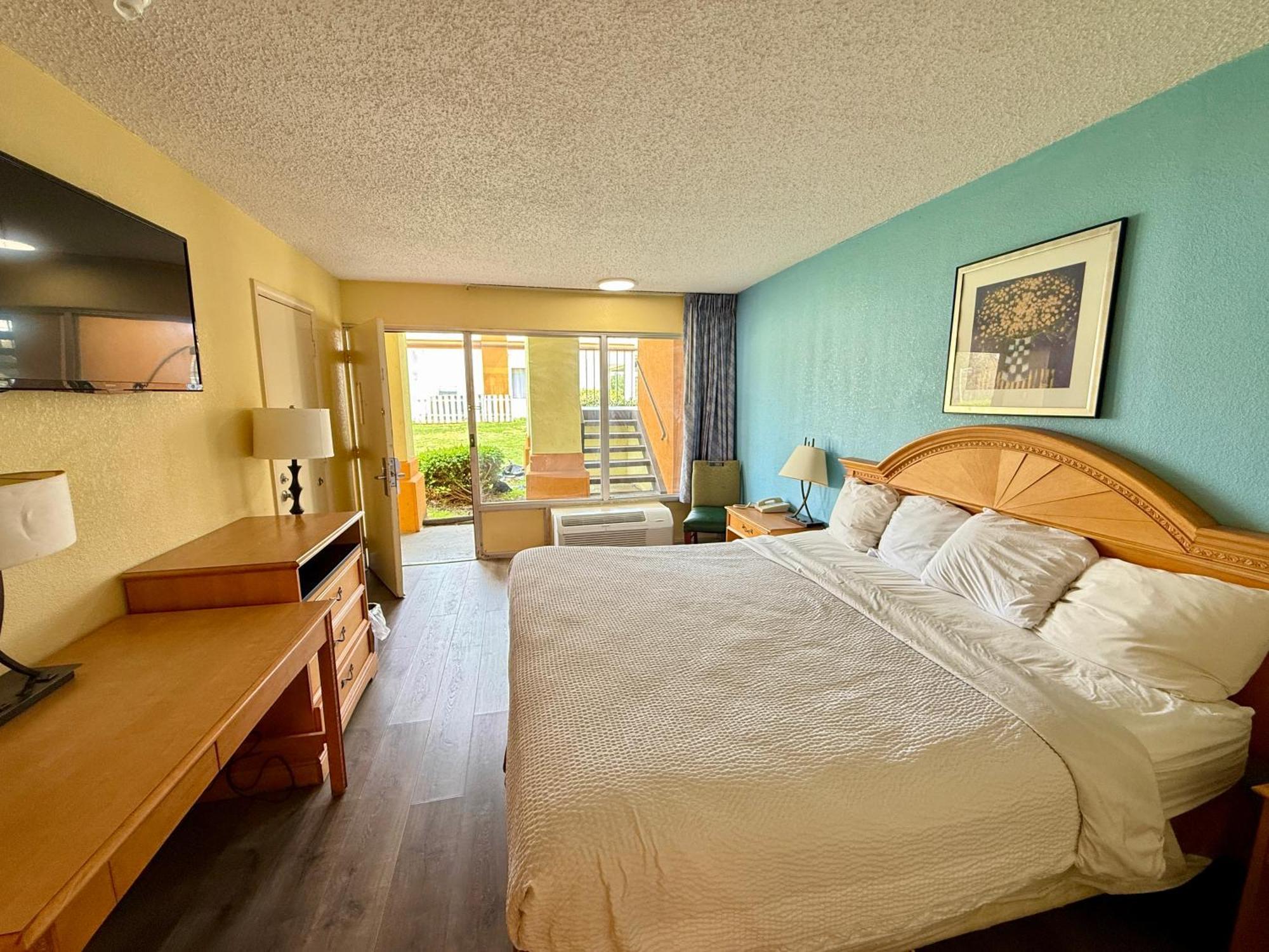 Days Inn By Wyndham Ruther Glen Kings Dominion Area Экстерьер фото