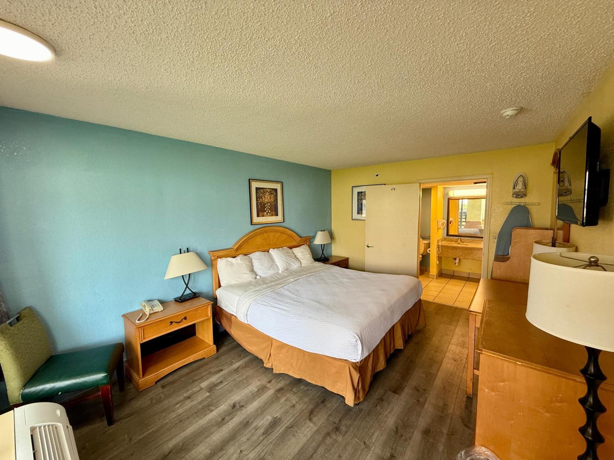 Days Inn By Wyndham Ruther Glen Kings Dominion Area Экстерьер фото