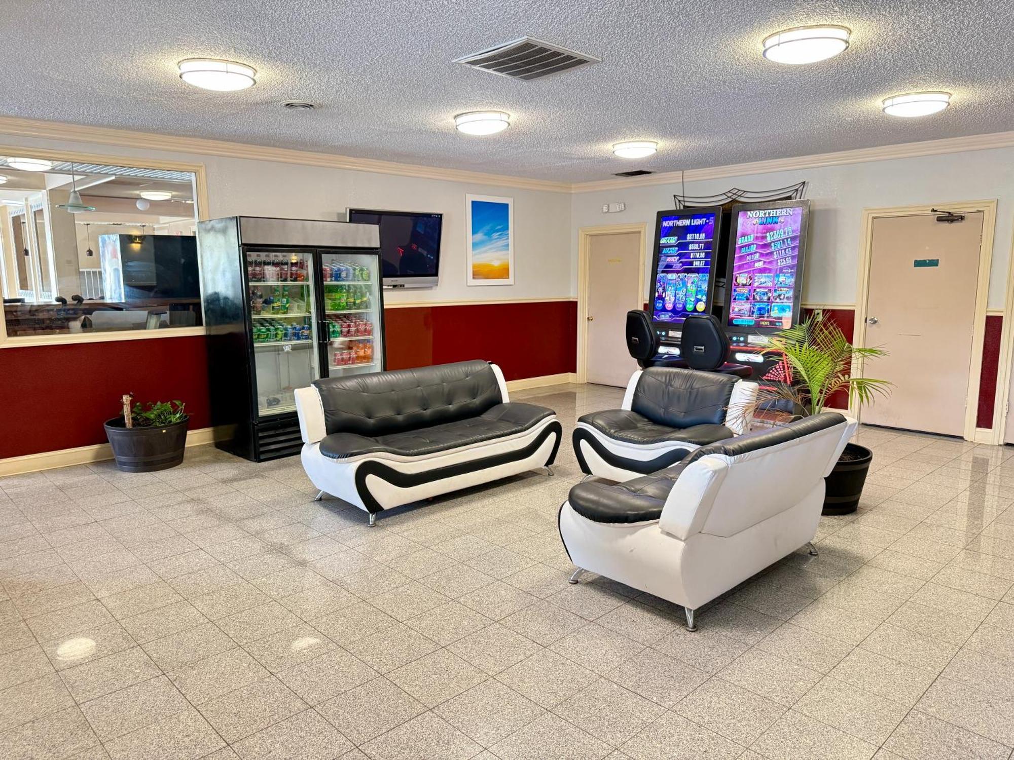 Days Inn By Wyndham Ruther Glen Kings Dominion Area Экстерьер фото